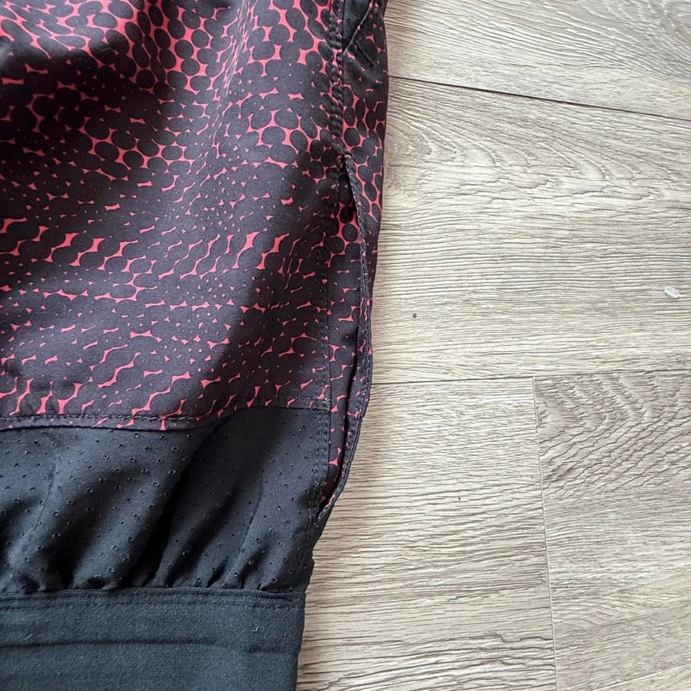 Speedo Mens Red Black Geometric Dot Print Swim Trunks Shorts Small 8-7784418600